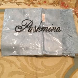 Pashmina scarf, light blue NEW